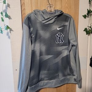 XL woman's Nike NY Yankees hoodie